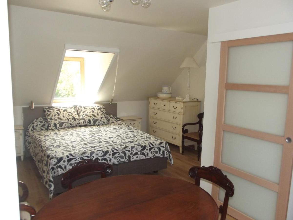 Bed and Breakfast Au Bonheur Frontalier Steenvoorde Exterior foto